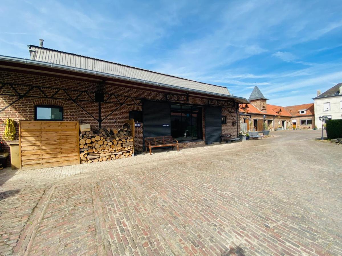 Ferme De Montecouvez Bed & Breakfast 3*